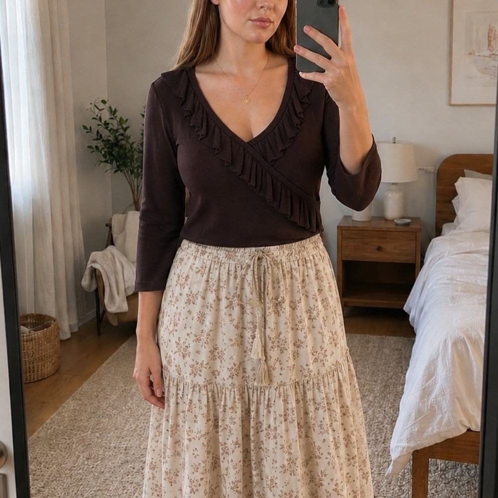 C'est‎ City Womens Silk Blend Sweater Large Brown Ruffle V-Neck Cottage Romantic